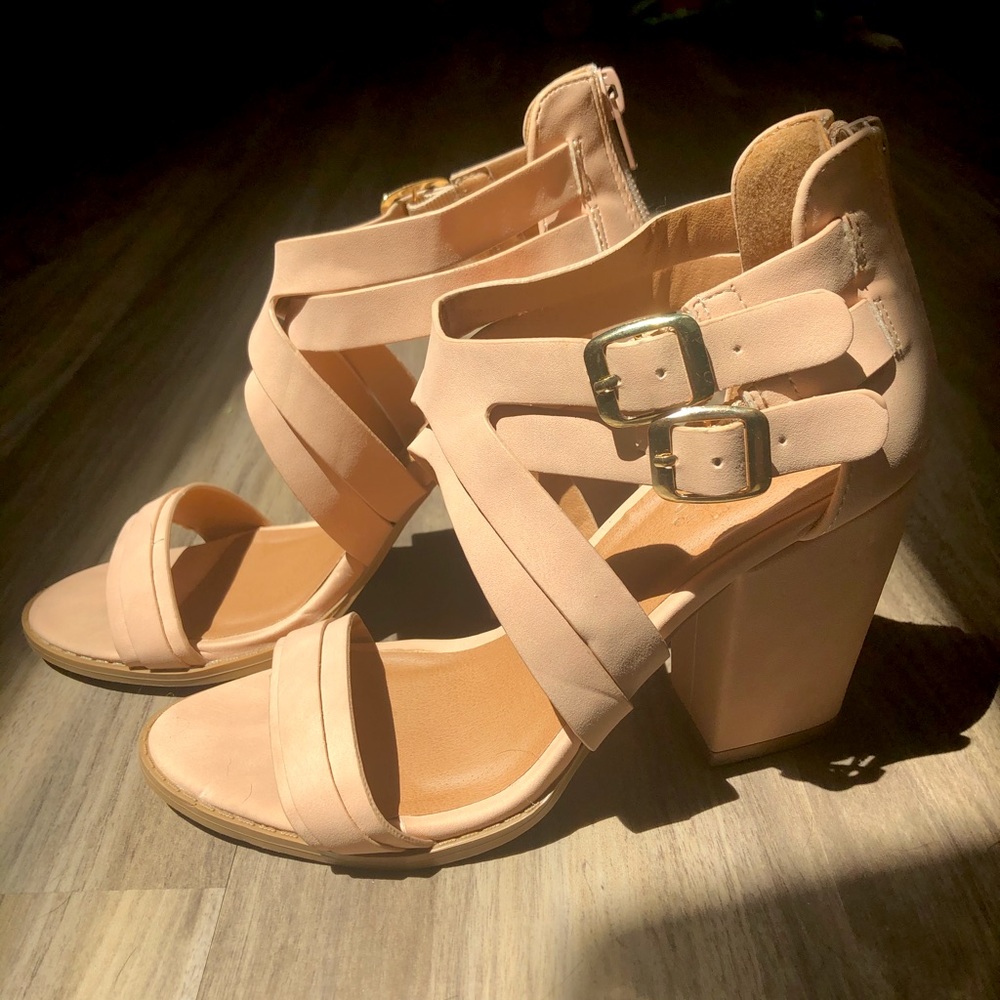 Pinky nude heels, size 7